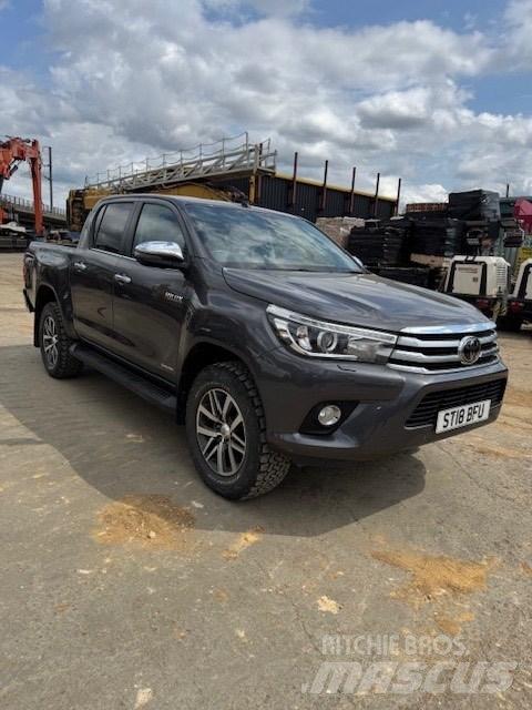 Toyota Hilux Pick up/Dropside