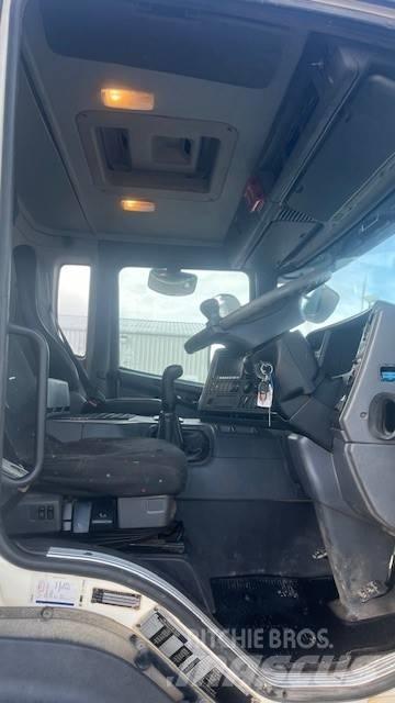 Scania P 410 Tipper trucks
