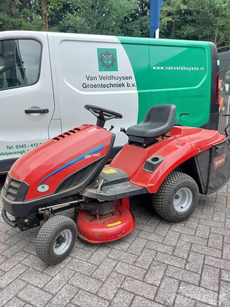 Toro zitmaaier DH140 Riding mowers