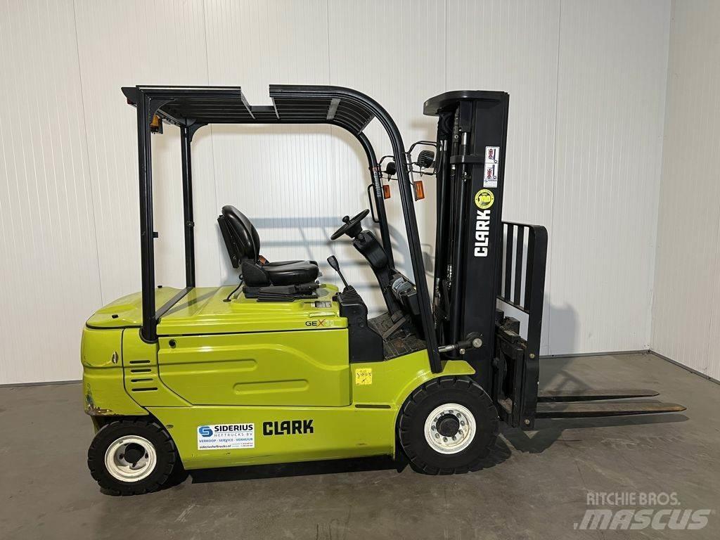 Clark GEX30 Electric forklift trucks