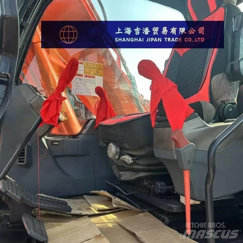 Doosan DX 150 Midi excavators  7t - 12t