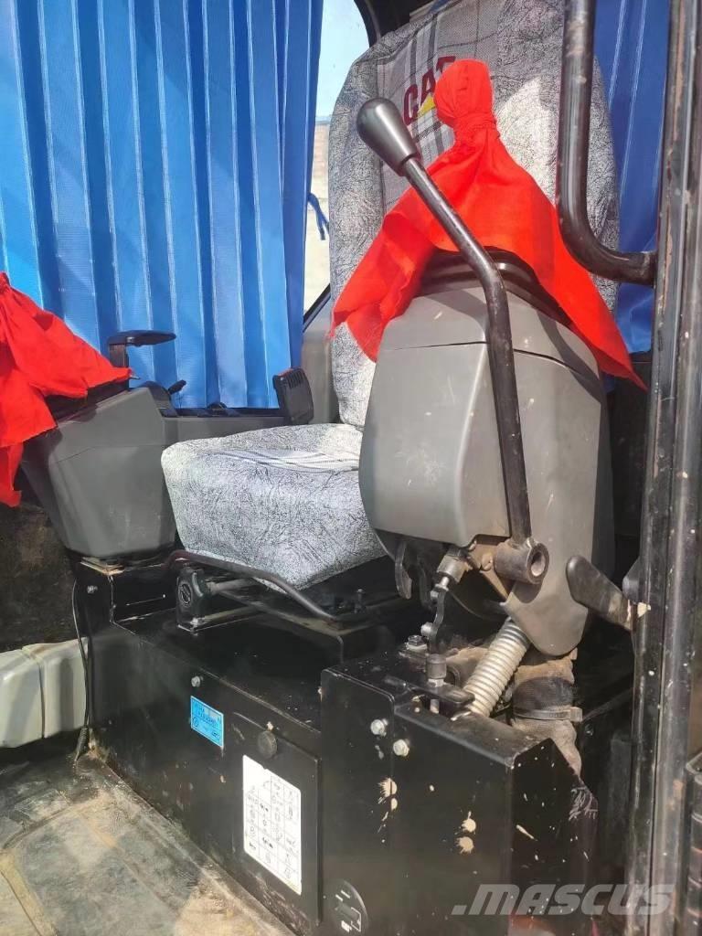 CAT 307E2 Midi excavators  7t - 12t