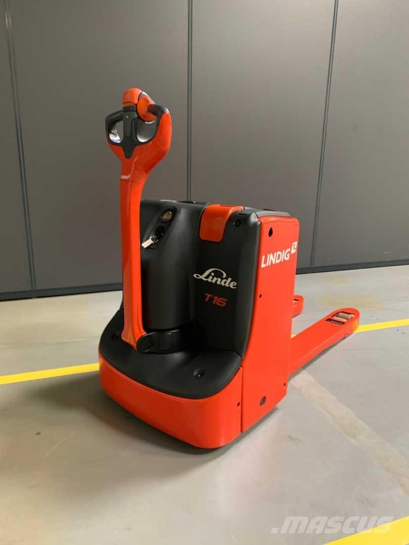 Linde T16 Pedestrian stacker