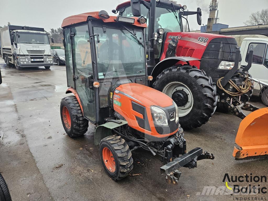 Kioti CK 2810 Tractors