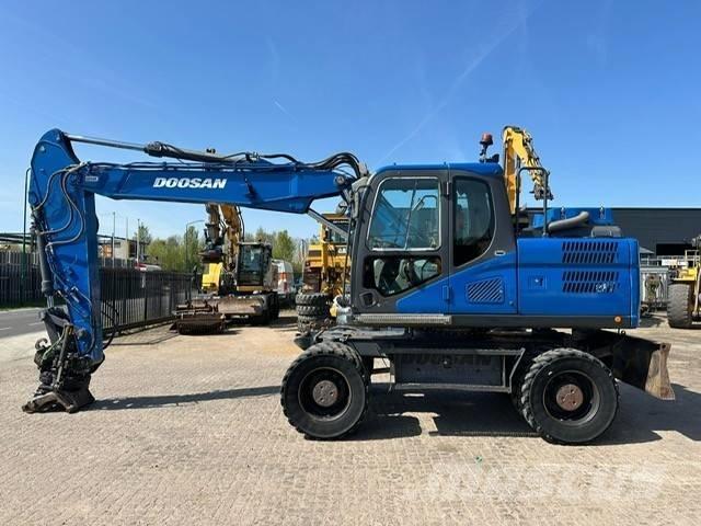 Doosan DX 170 W Wheeled excavators