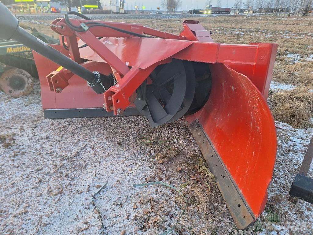 TR 270 Snow throwers