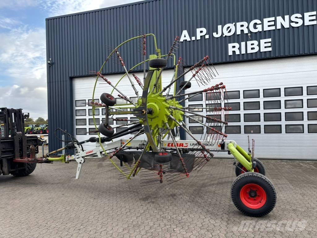 CLAAS Liner 2900 Rakes and tedders