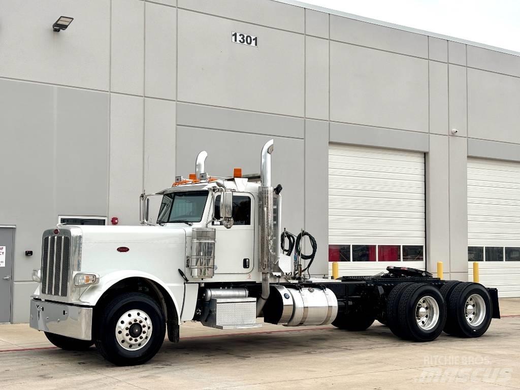 Peterbilt 389 Tractor Units
