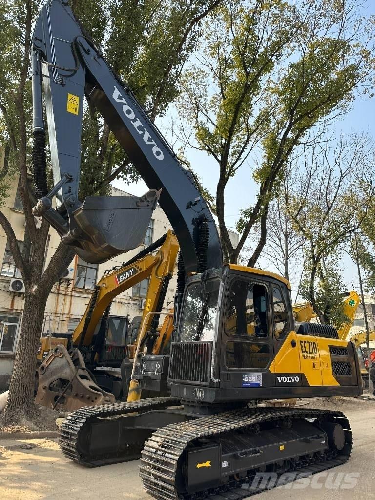 Volvo EC 210 Crawler excavators