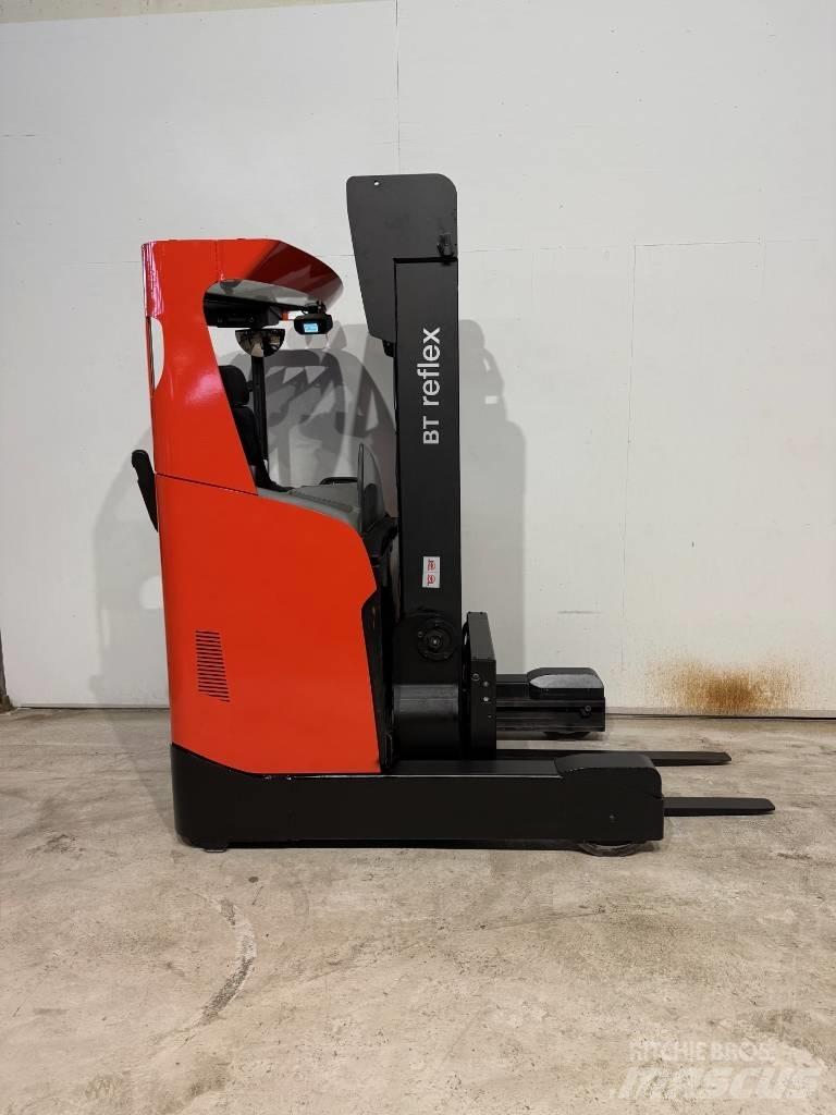 Toyota truck RRE200H Reach trucks