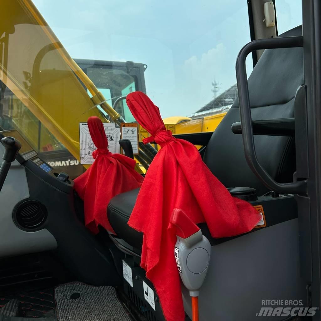 Komatsu 60-8 Crawler excavators