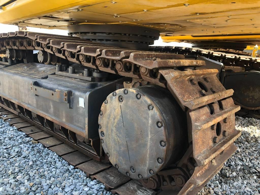 Komatsu 450 Crawler excavators