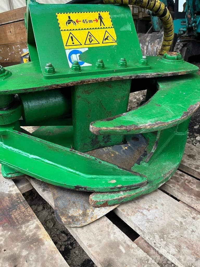 Farma BC 18 Grapples