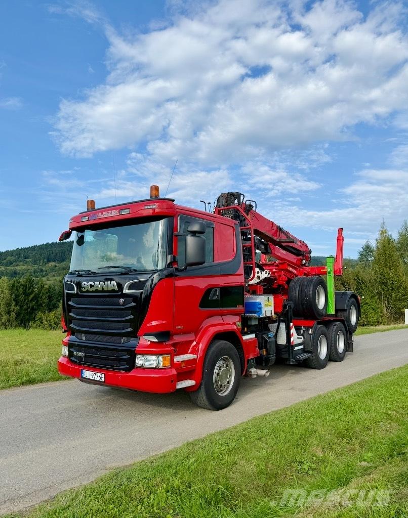 Scania R580 V8 6x4 Box body trucks