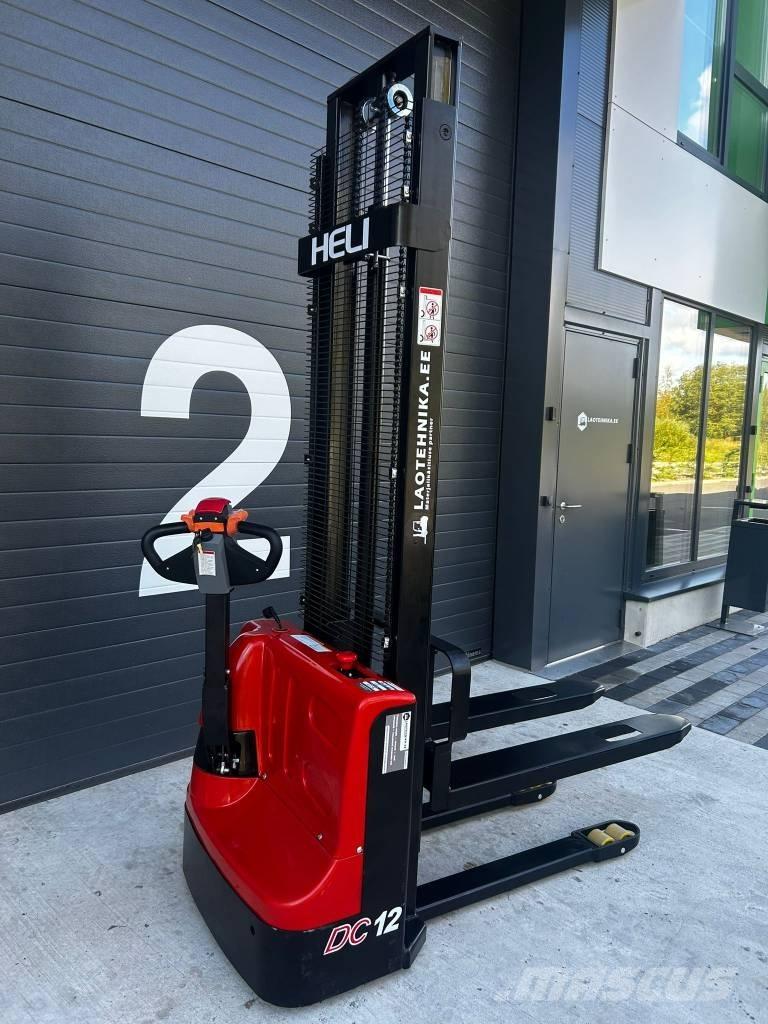 Heli CDD 12 Pedestrian stacker