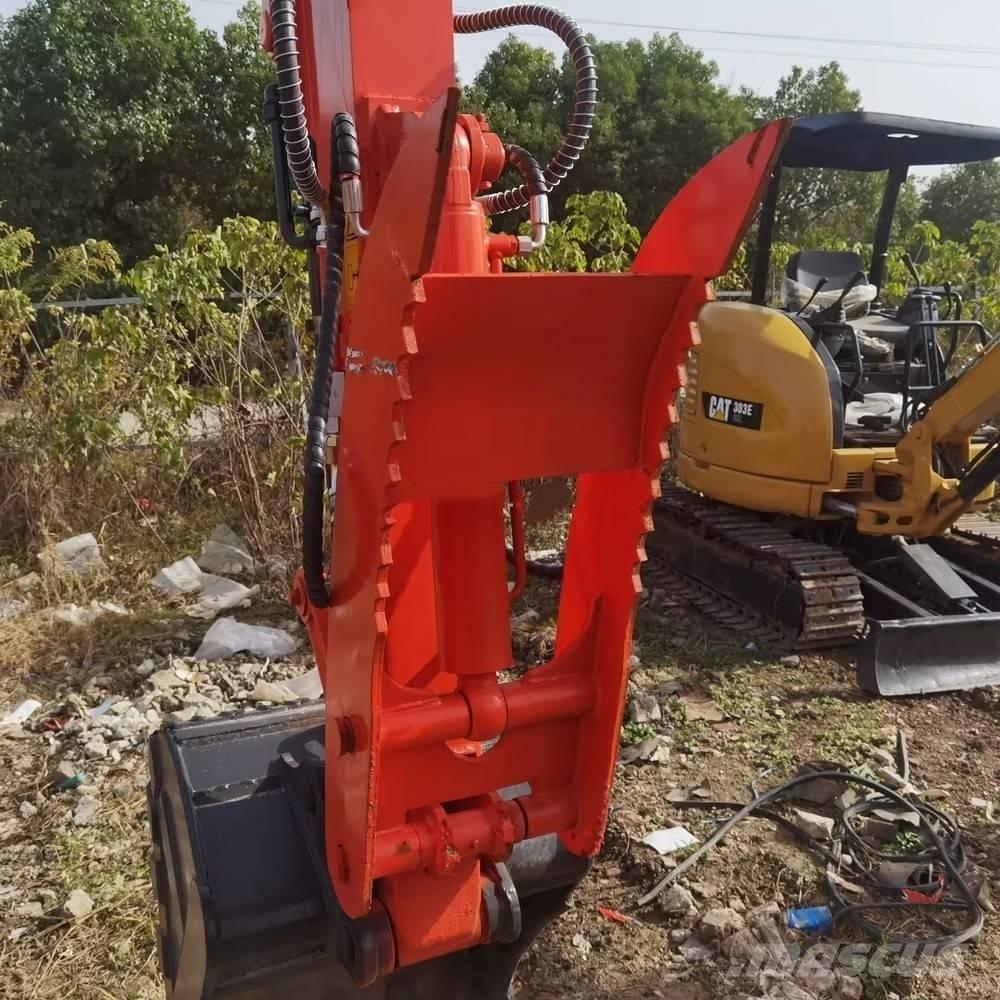 Kubota KX 155 Crawler excavators