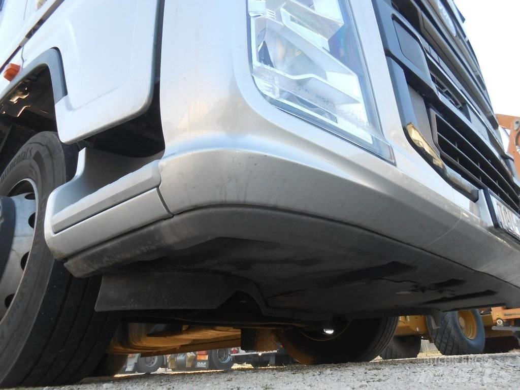 Ford F-Max Tractor Units