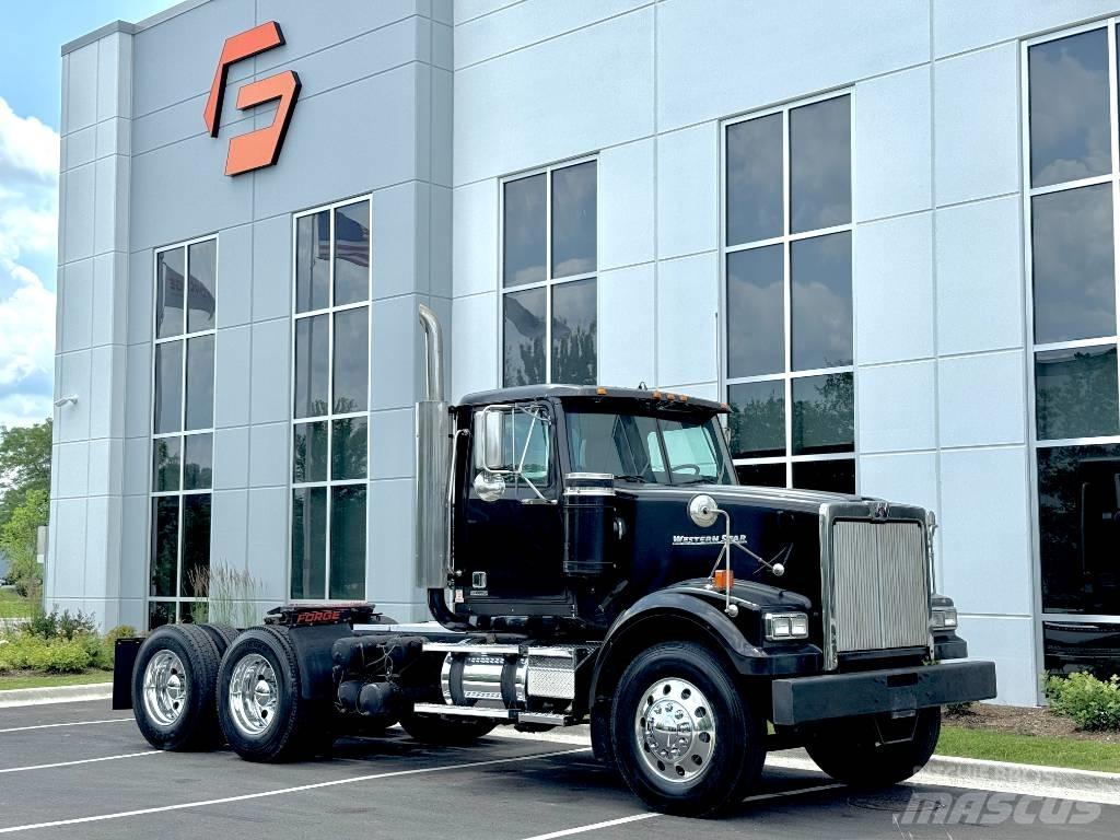 Western Star 4900 SF Tractor Units