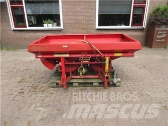 Lely Centerliner Mineral spreaders