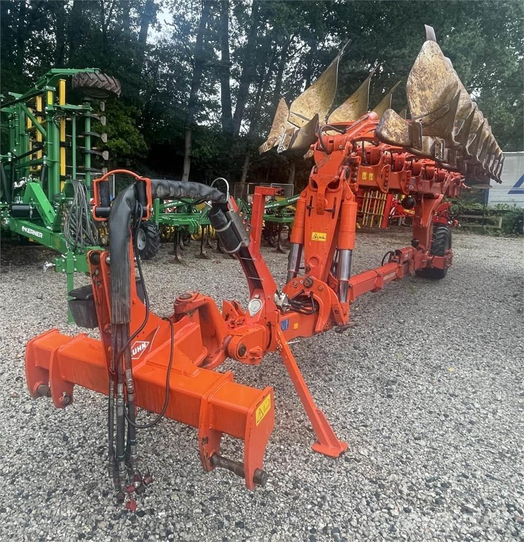 Kuhn Varileader 8 Reversible ploughs