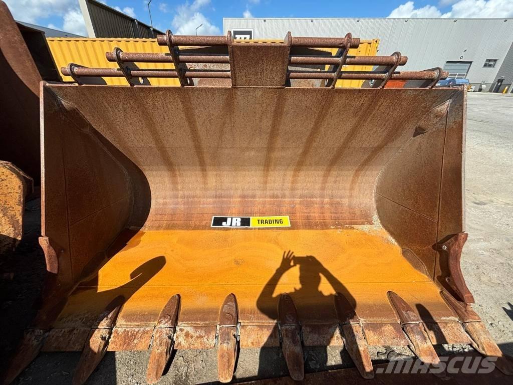 Volvo L 150 H Buckets