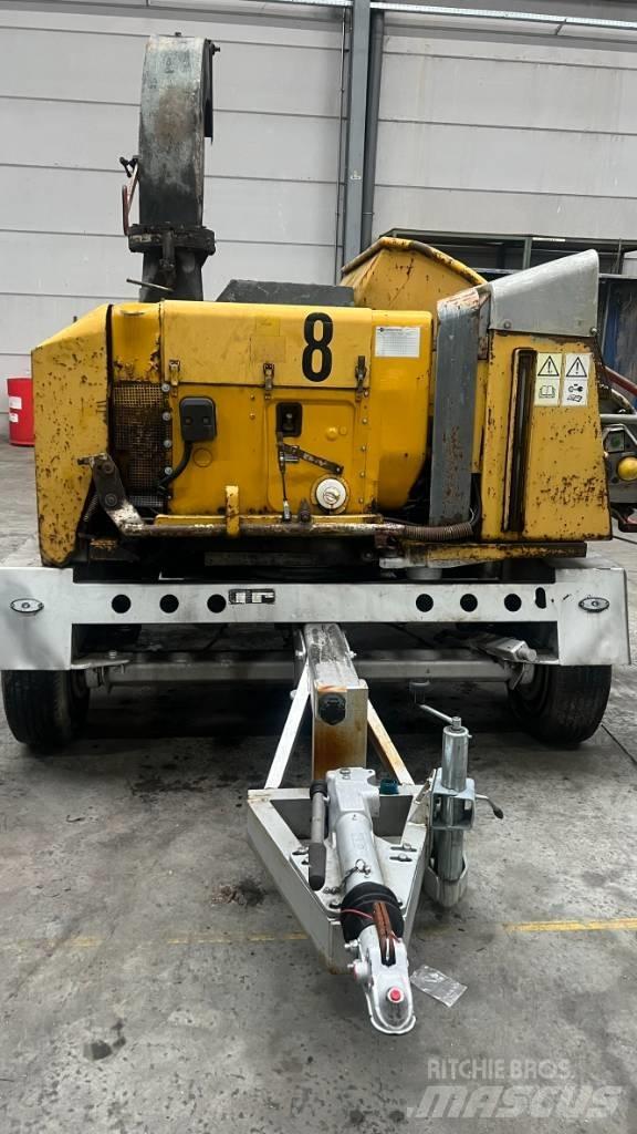 Schliesing 550 MX Forest trailers