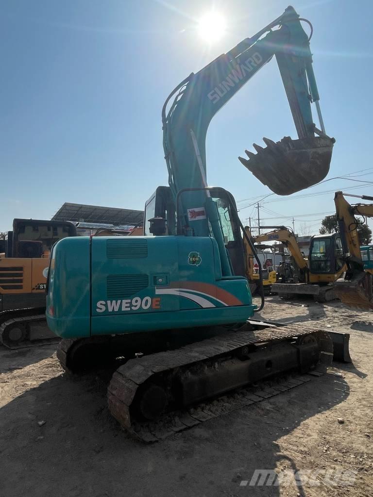 Sunward SWE 90 Midi excavators  7t - 12t