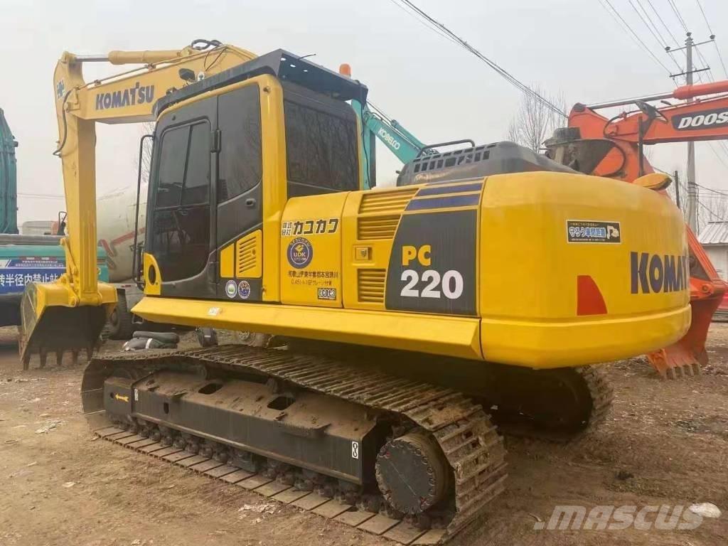 Komatsu PC 200-8 Crawler excavators