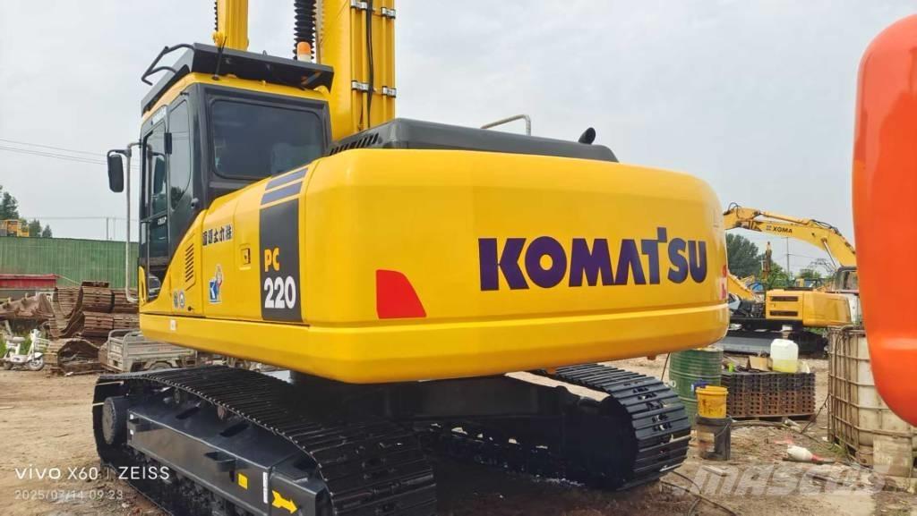 Komatsu PC 220-7 Crawler excavators