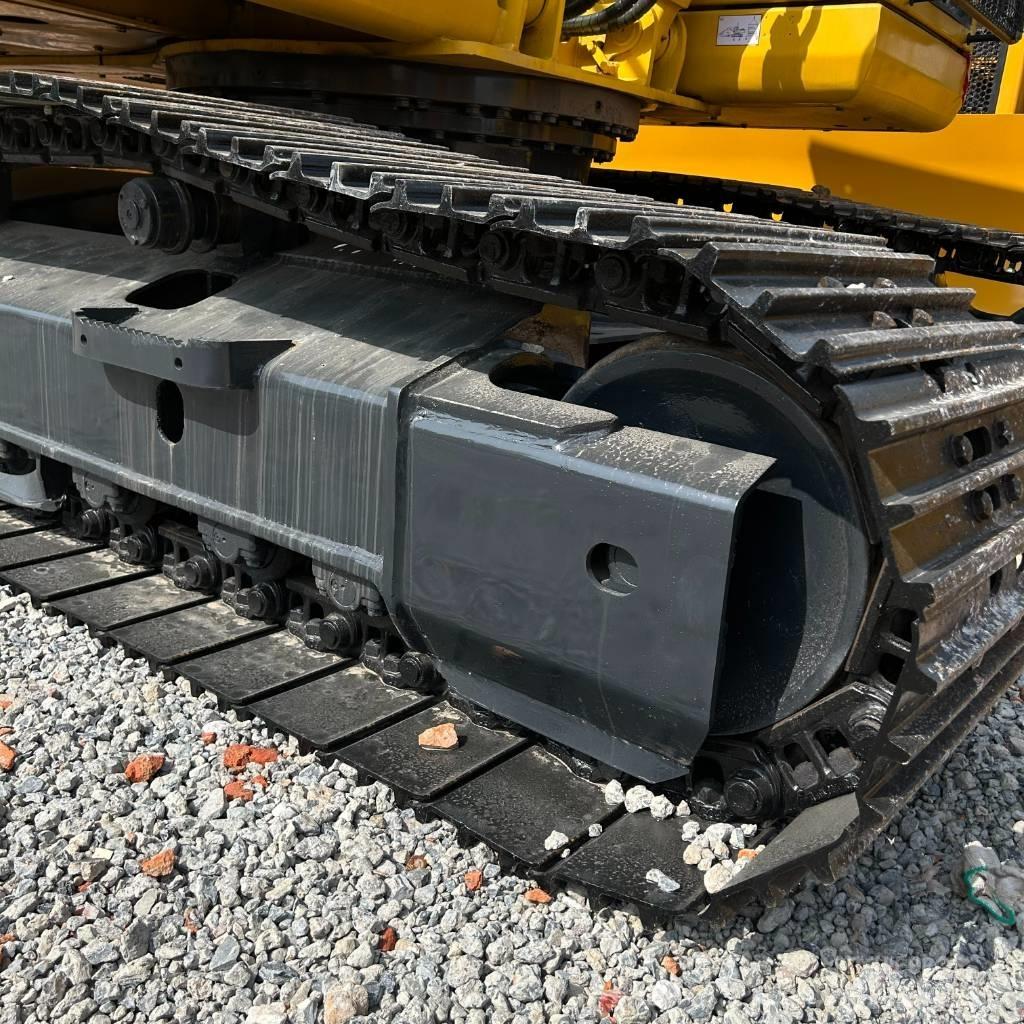 Komatsu 200-8 Crawler excavators