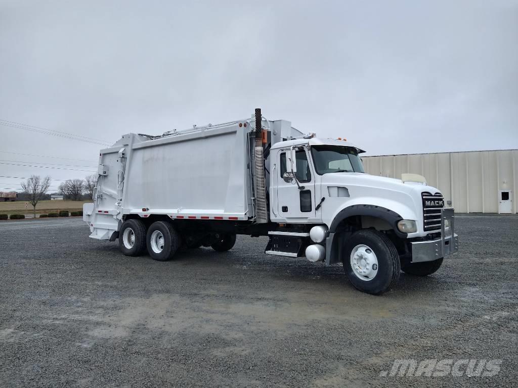 Mack GRANITE GU713 Waste trucks