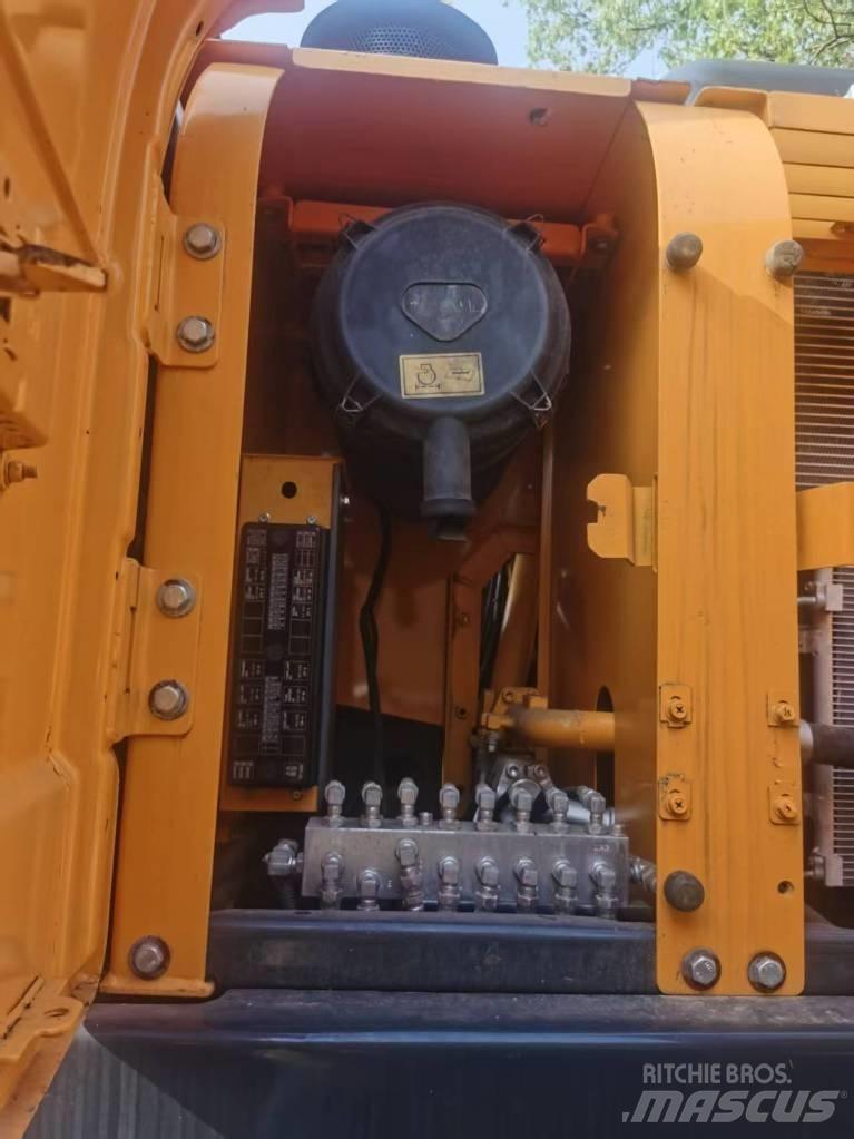 Hyundai 300lc-9s Midi excavators  7t - 12t