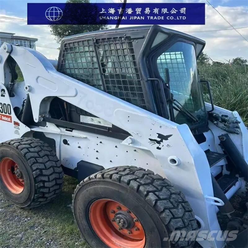 Bobcat s 300 Skid steer loaders