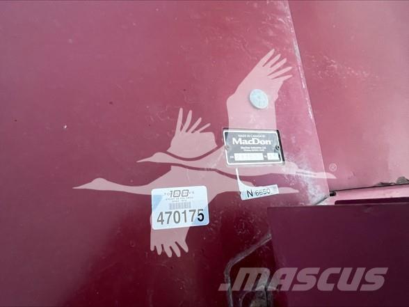 MAC DON R85 Windrowers