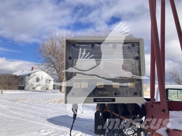 NDE 602 Mixer feeders