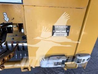 Vermeer 605M Round balers
