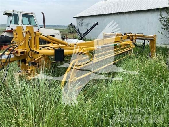 Vermeer R2800 Rakes and tedders