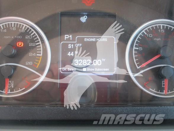 Versatile 400 Tractors