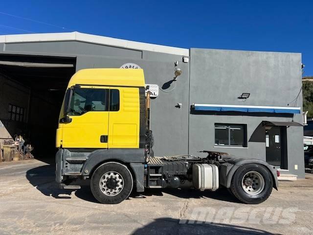 MAN 18.440 Tractor Units