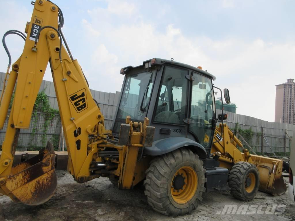 JCB 3 CX Backhoe loaders