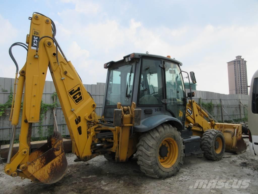 JCB 3 CX Backhoe loaders
