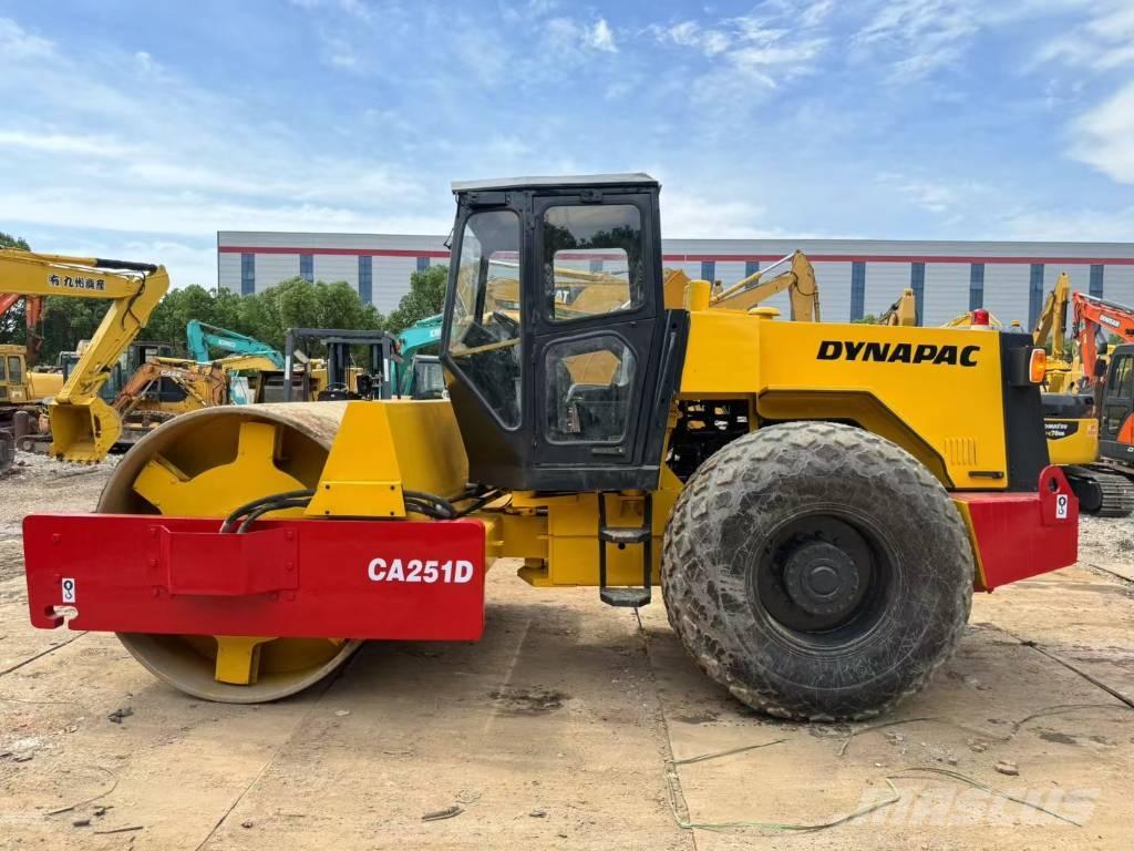 Dynapac CA251D Single drum rollers