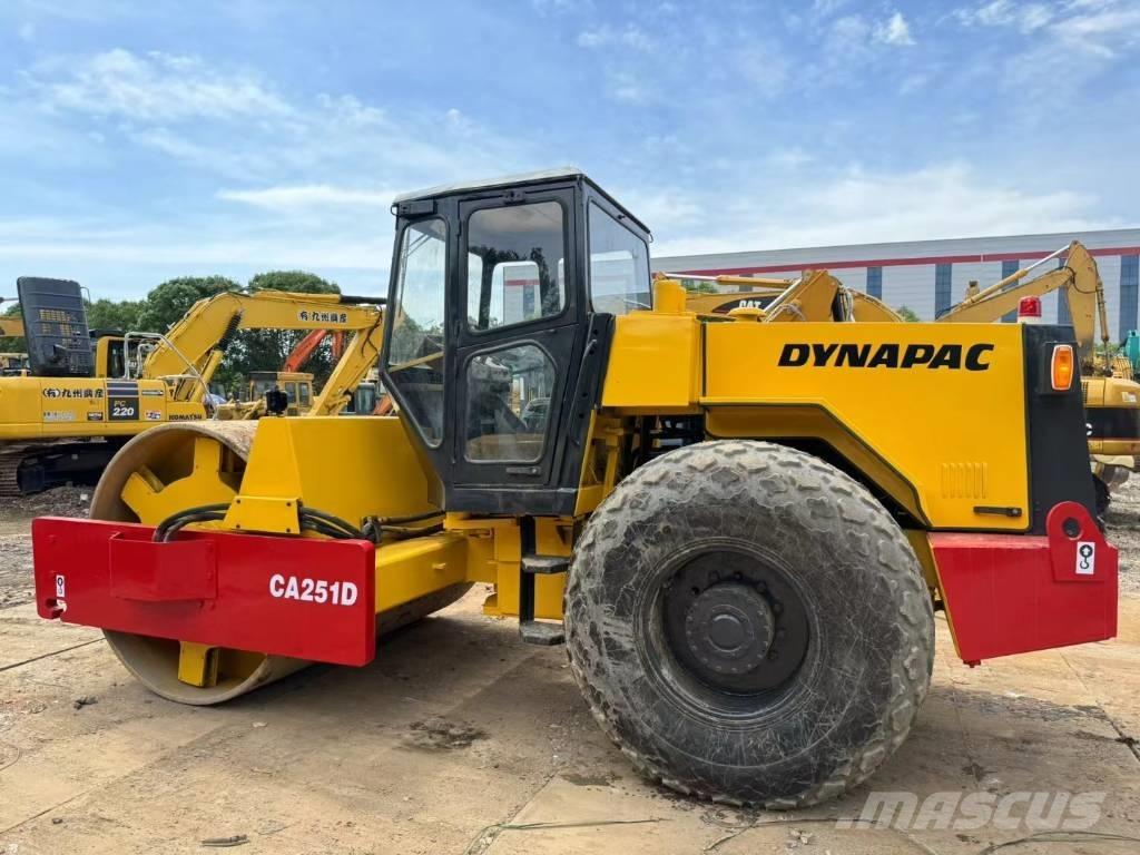 Dynapac CA251D Single drum rollers