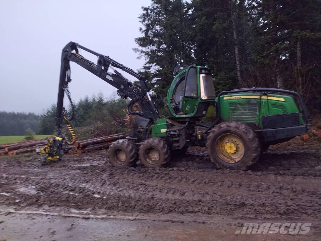 John Deere 1170 E Harvesters