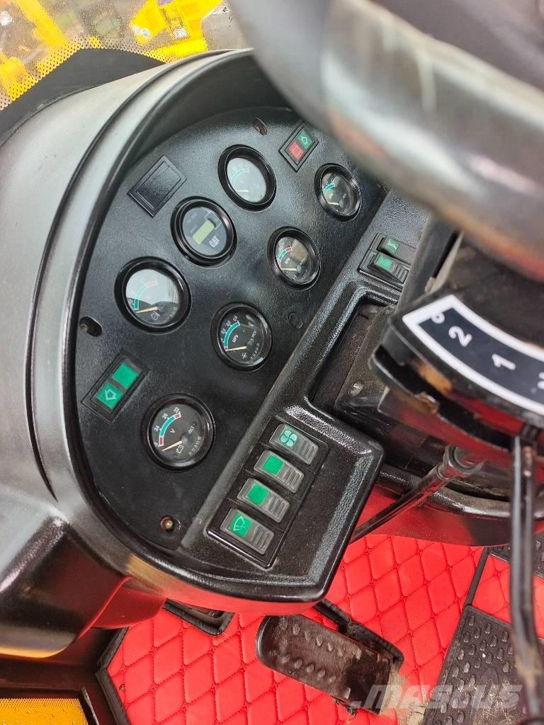 CAT 966 H Crawler excavators