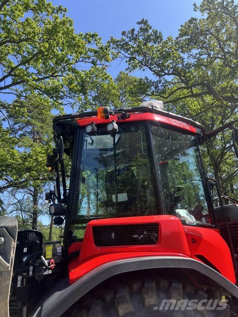 Huddig 1370 Backhoe loaders