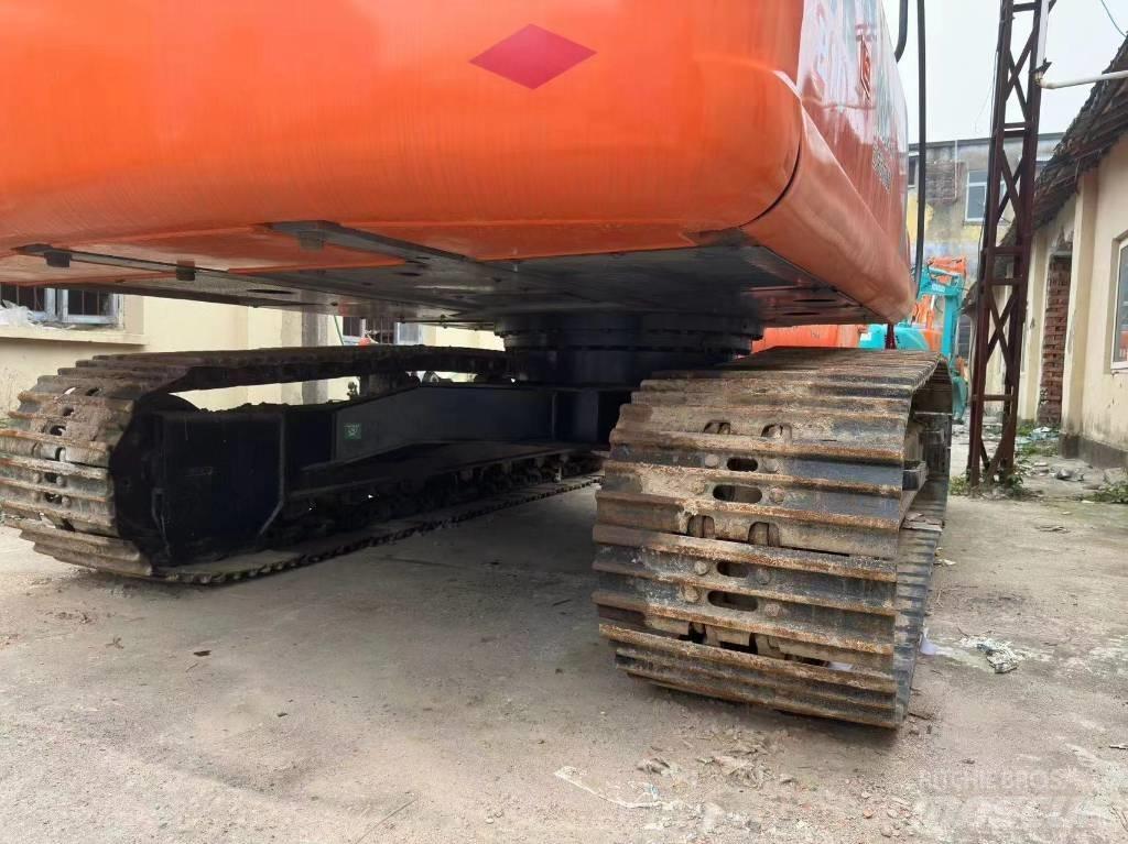 Hitachi ZX 210 Crawler excavators