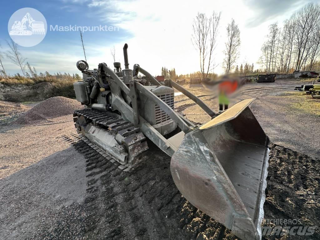 CAT 955 Crawler loaders
