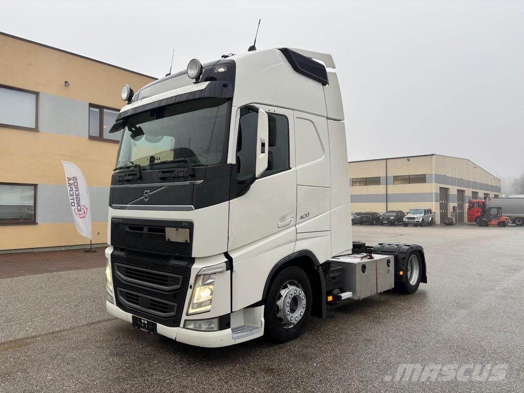Volvo FH420 XL + VEB Tractor Units