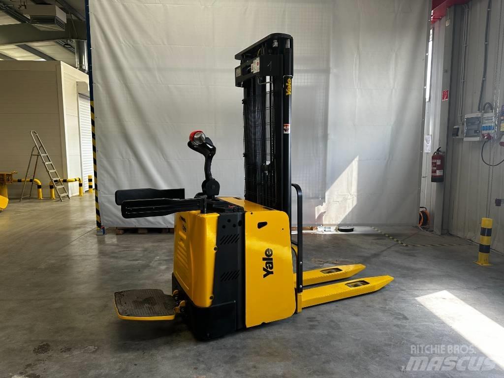 Yale MS12X Electric forklift trucks